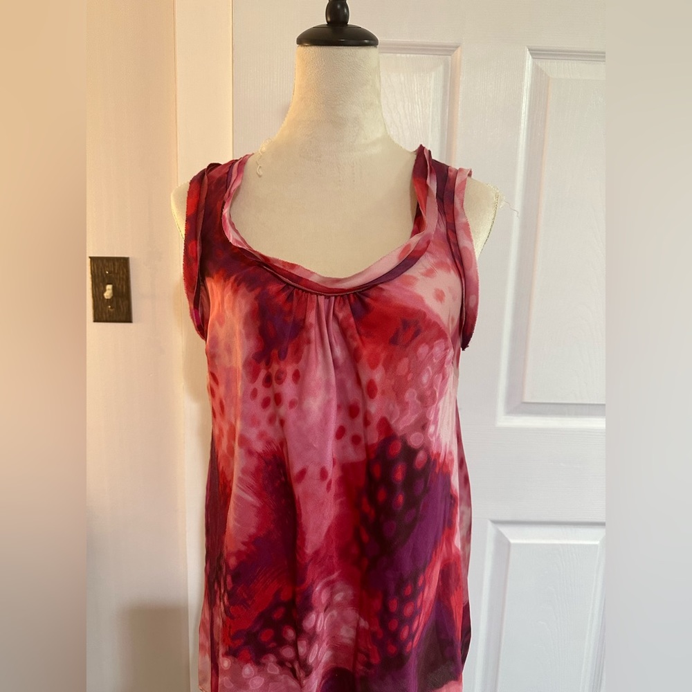 Loft sleeveless blouse